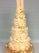 seaside-shells-wedding-cake-