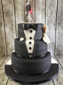 tuxedo-wedding-cake-