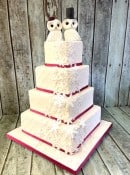 winter-Owls-and-snow-flakes-wedding-cake-