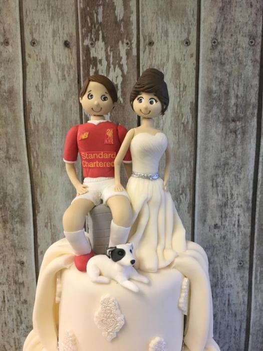 sugar bride and groom wedding cake topper