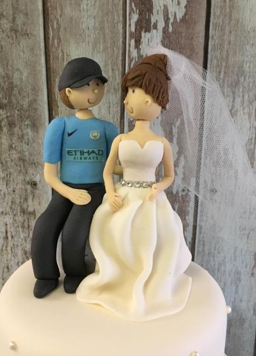 sugar bride and groom wedding cake topper
