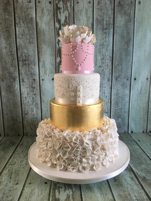 Wedding cake Dublin Ireland  , novelty sports fashion  princess  vintage cake Dublin Ireland