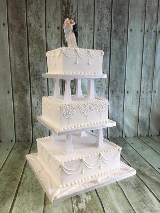 Wedding cake Dublin Ireland  , novelty sports fashion  princess  vintage cake Dublin Ireland