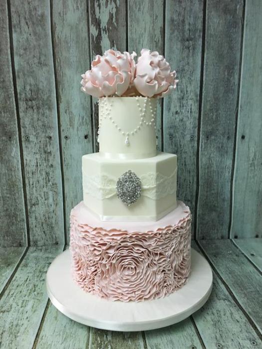 Wedding cake Dublin Ireland  , novelty sports fashion  princess  vintage cake Dublin Ireland