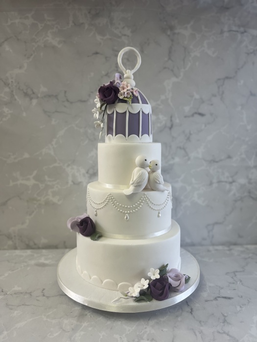 Tracy's Birdcage wedding cake