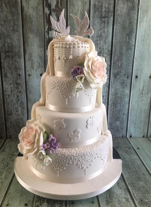 Lace doves vintage pearls wedding cake