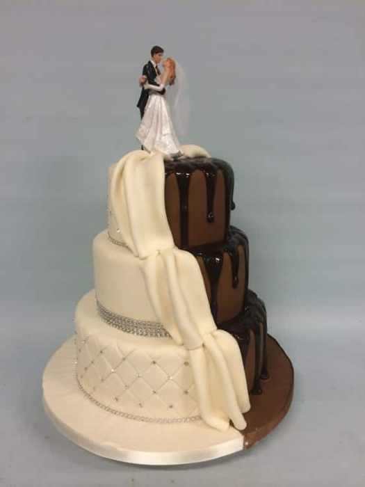 split design with dripping chocolate Wedding cake
