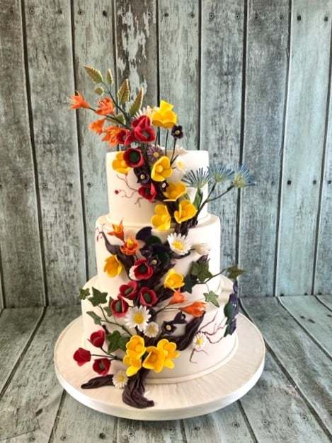 branches-of-wild-sugar-flowers-wedding-cake-