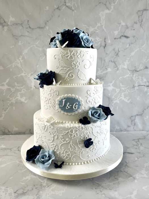 navy-pale-blue-delicate-hand piped-royal-icing-wedding-cake