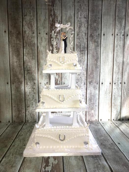 square royal icing wedding cake