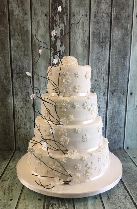 twig and blossom wedding cake