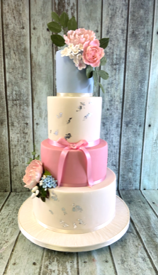 vintage-deep-colours-with-sugar-flowers-wedding cake