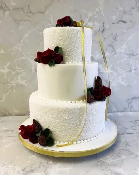 white-sugar-crystals-wedding-cake-