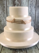 love bird wedding cake