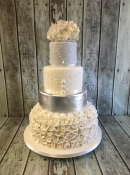 silver leaf and ruffles wedding cake (2)