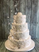 twig and blossom wedding cake
