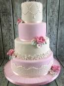 vintage pink and ivory pearl wedding cake 3
