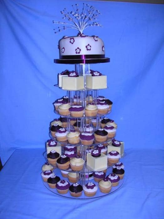 wedding Cup cake tower and heart top tier
