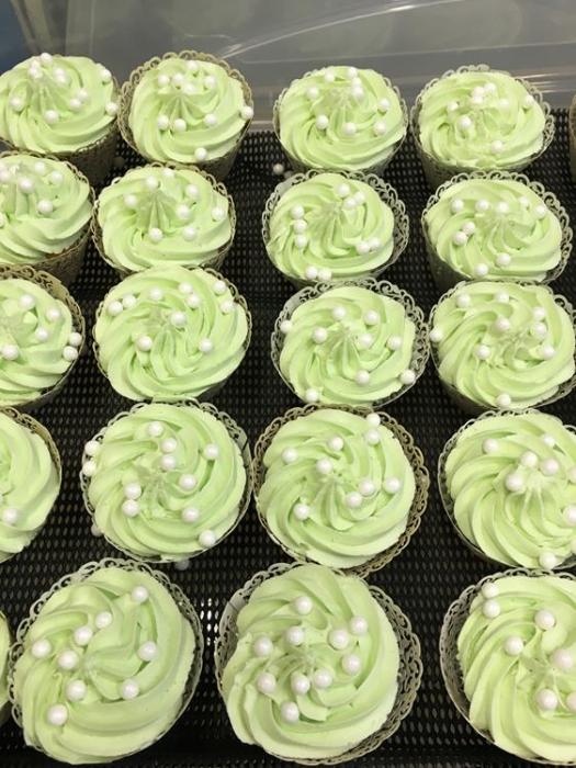 Wedding cup cakes