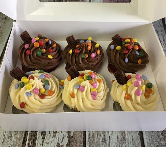 cup cakes wedding hens  celebration