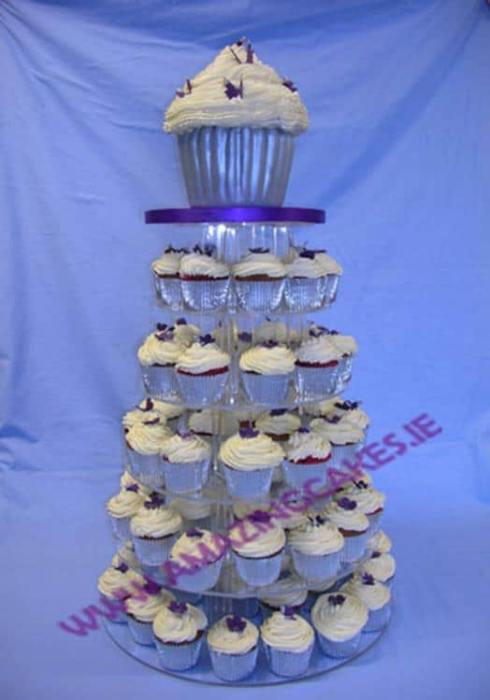 Large and small wedding cup cake
